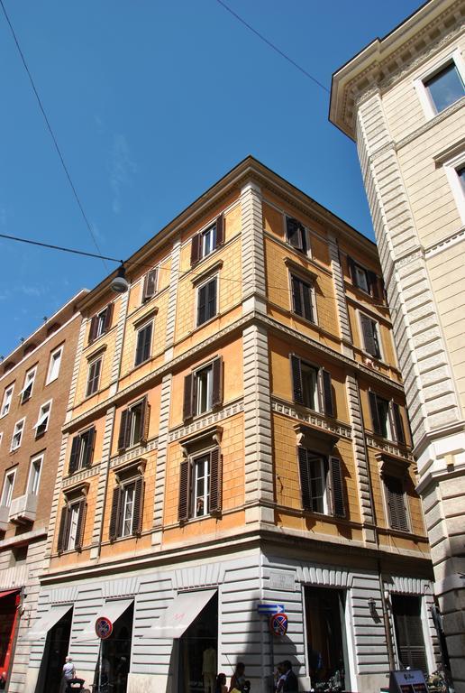 App Leoncino Design Apartment In Rome Ruang foto