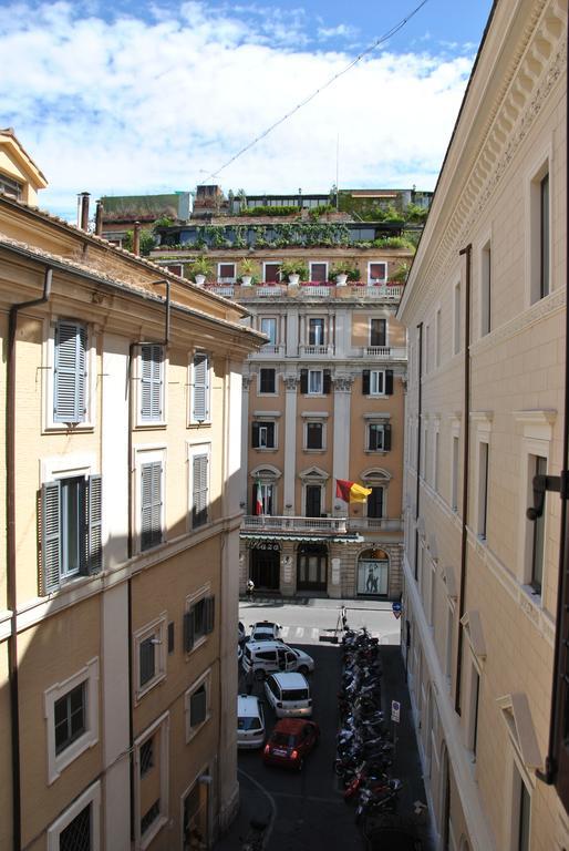 App Leoncino Design Apartment In Rome Ruang foto