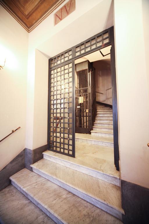 App Leoncino Design Apartment In Rome Ruang foto